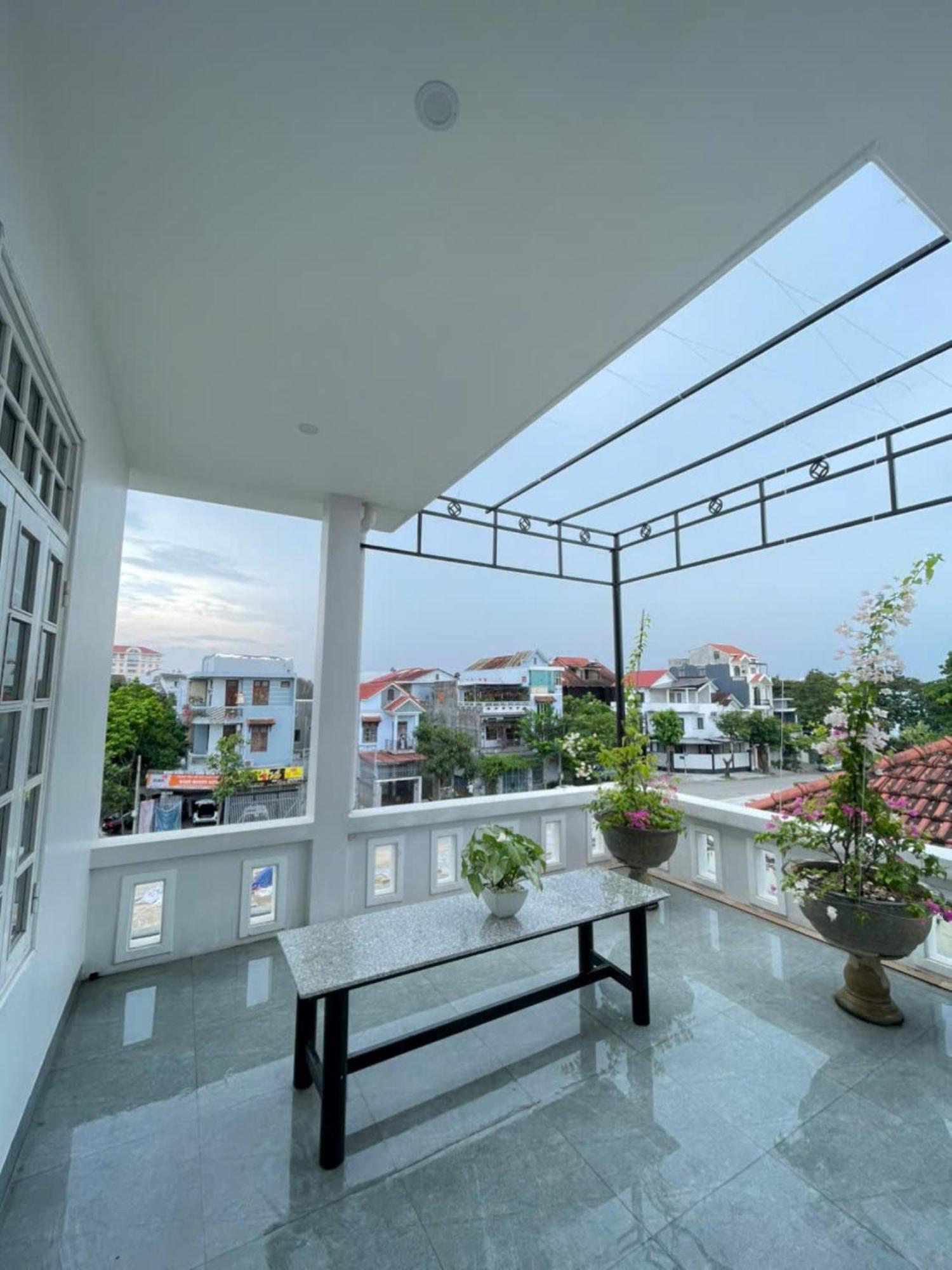 Nhat Long Homestay هوي المظهر الخارجي الصورة